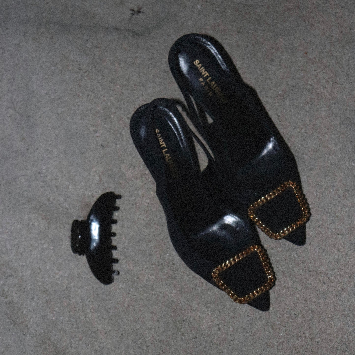 LESLIE clip in Late Night